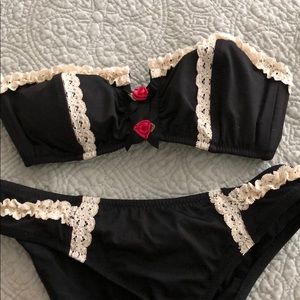 Betsy Johnson bikini